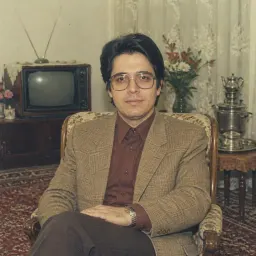 نمونهٔ خروجی قالب دههٔ شصت در آتلیه پیکاسو
